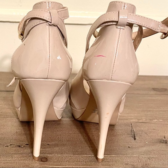 Nine West - Picture 3 of 5